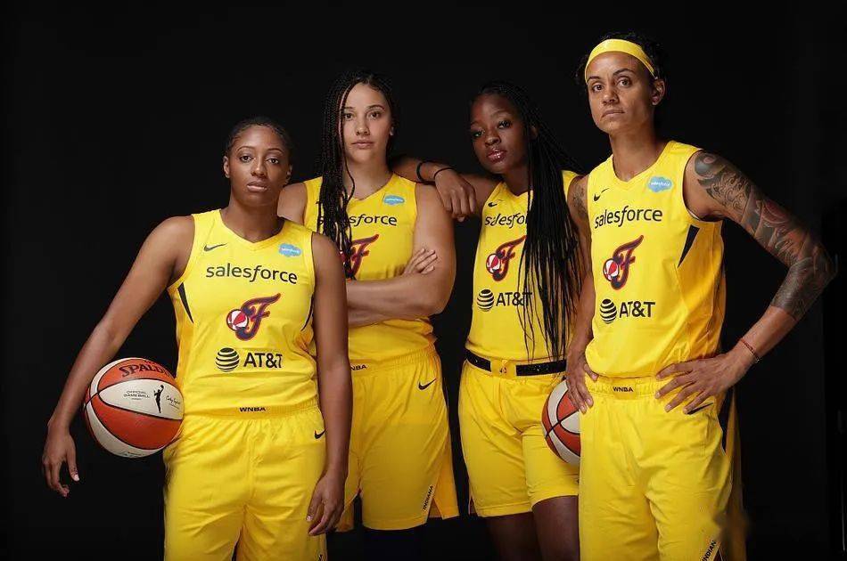 wnba狂热vs火花(wnba狂热vs风暴视频)