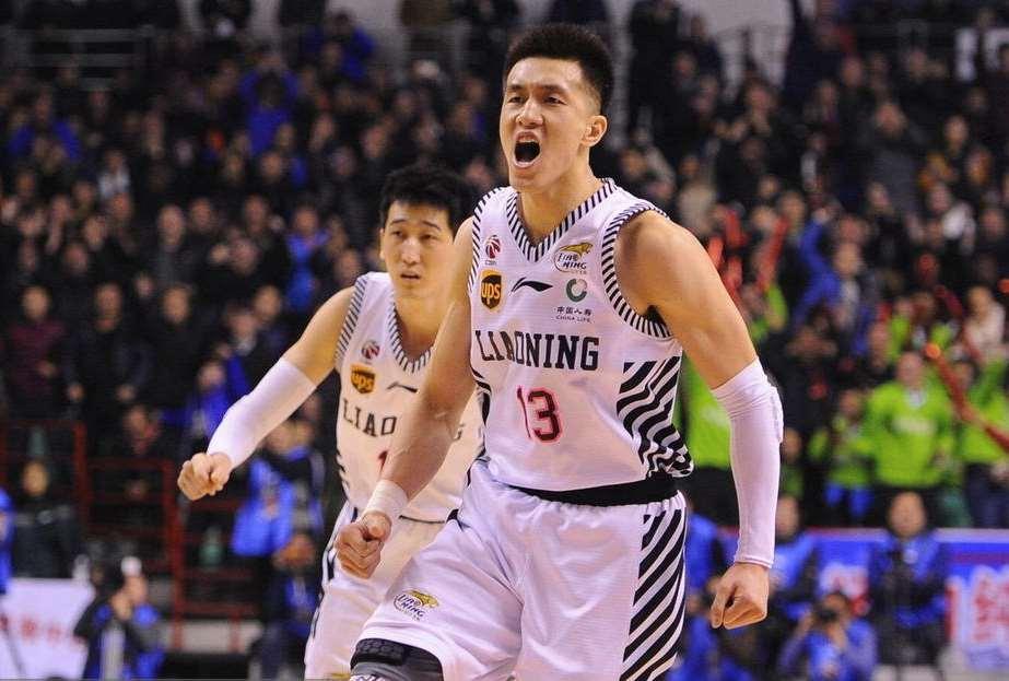 欧文vs郭艾伦(欧文和郭艾伦谁高)